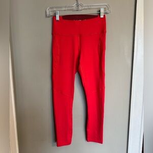 NWOT Outdoor Voices Vibrant Red Women’s Cropped Leggings